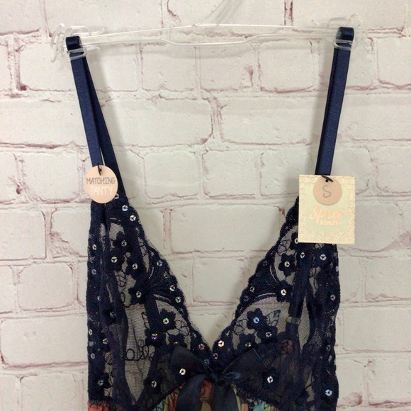 Spree Intimates Floral Lace & Sequins Babydoll with Matching Panty - Size Small - Picture 2 of 8